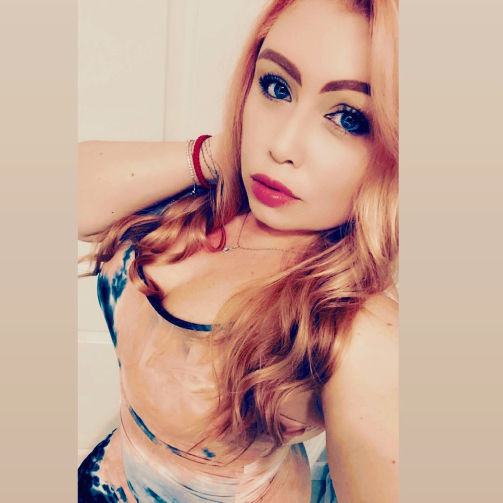 Meet your Posher, Melina